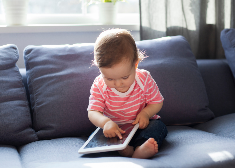 La Fondation publie son 1er baromètre sur l’impact des usages du numérique sur les enfants !