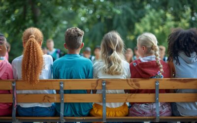 Protection des enfants : tout comprendre aux deux textes de loi en cours d’examen au Parlement